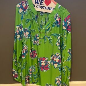 Lilly Pulitzer size Large Elsa Blouse 
Worn once 
Dry cleaned